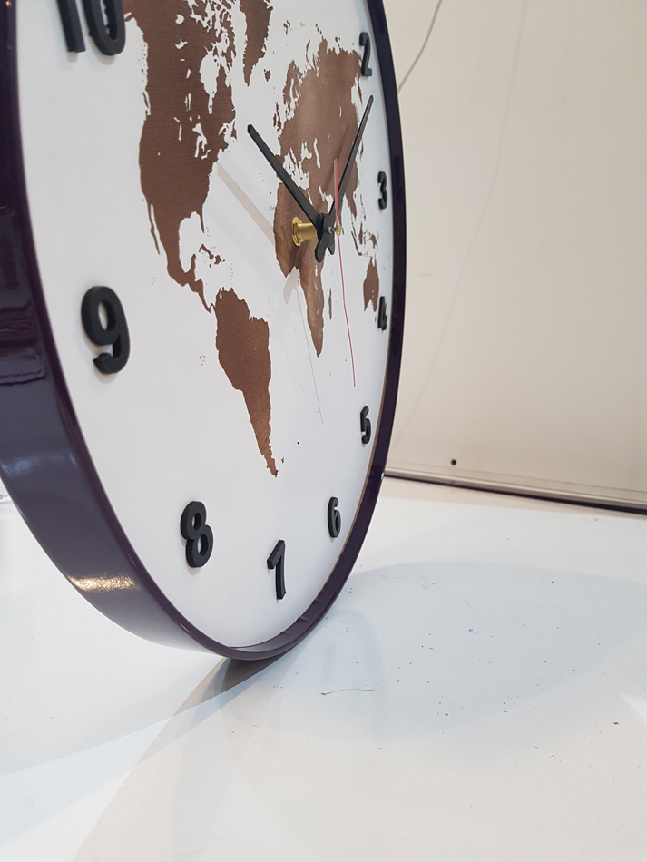 ساعت دیواری نقشه جهان با تنوع سایزبندی - Image 2