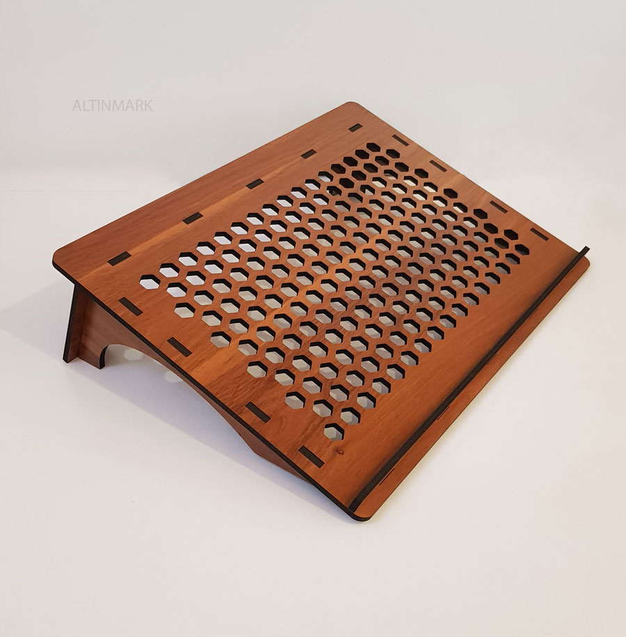 زیر لپ تاپ (پایه نگه دارنده لپ تاپ) جنس چوبی (MDF) با طرح چشم نواز