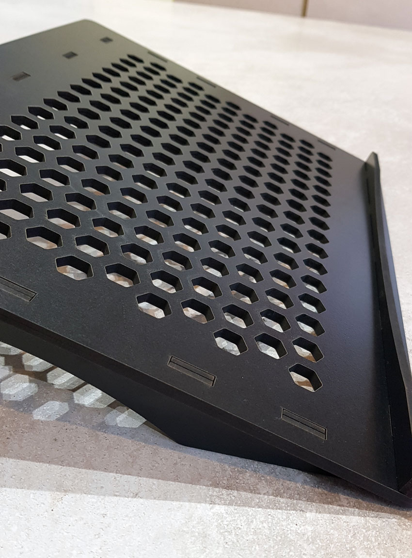 زیر لپ تاپ (پایه نگه دارنده لپ تاپ) جنس چوبی (MDF) با طرح چشم نواز - Image 8