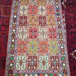 خرید ورنی دستبافت عشایر قره داغ اندازه 2 متر در 1.30